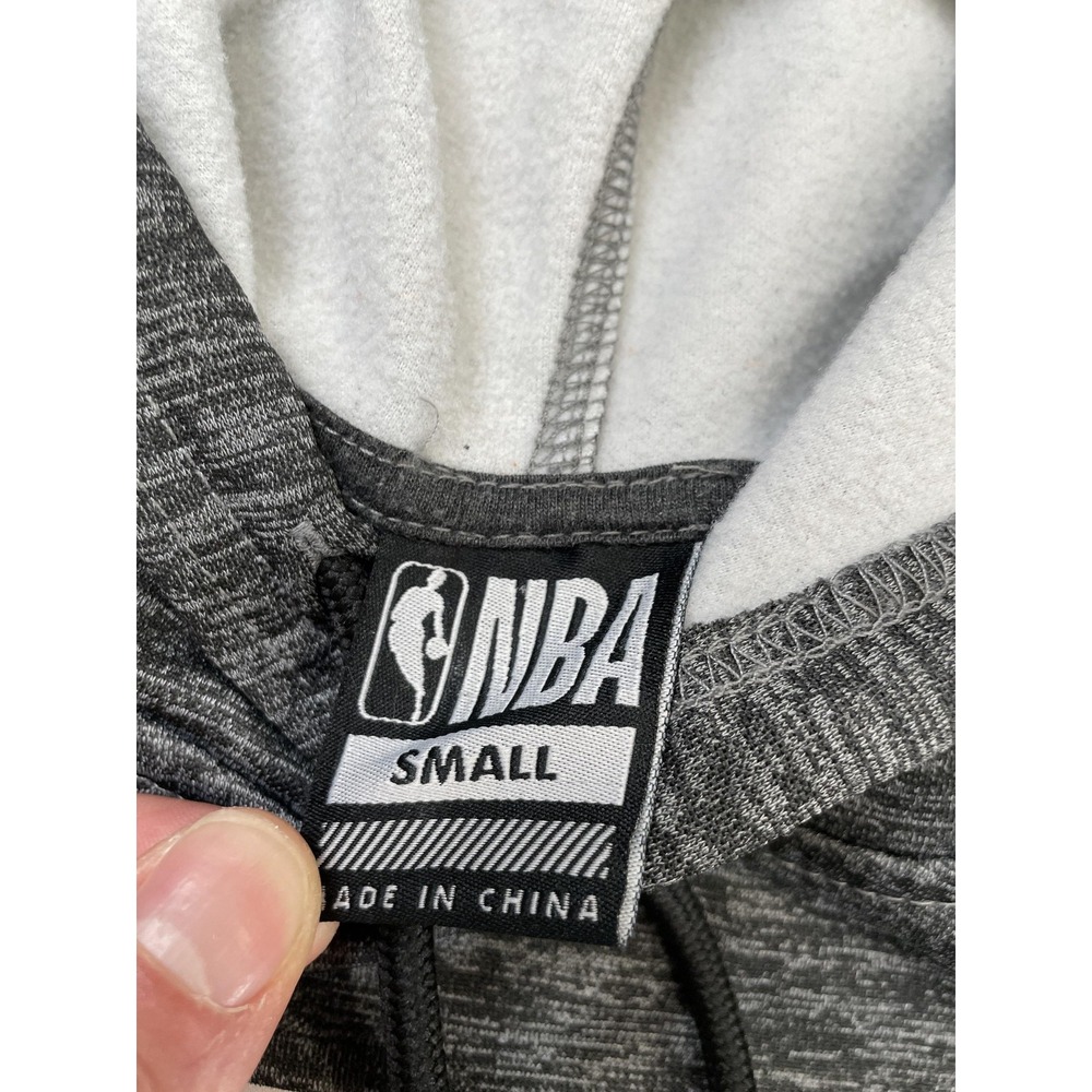 NBA Hoodie Sweatshirt Mens Small Gray Pullover Basketball NBA Fan Apparel - Picture 4 of 7